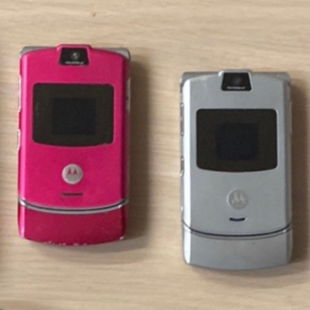 ISO FLIP PHONE
